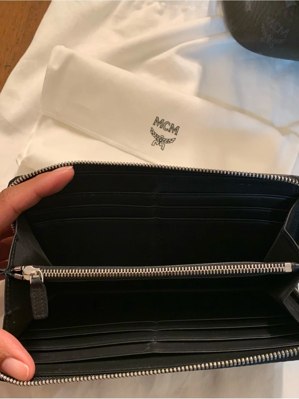 ❤️ MCM Black Logo Embossed Large Leather Monogram Wallet